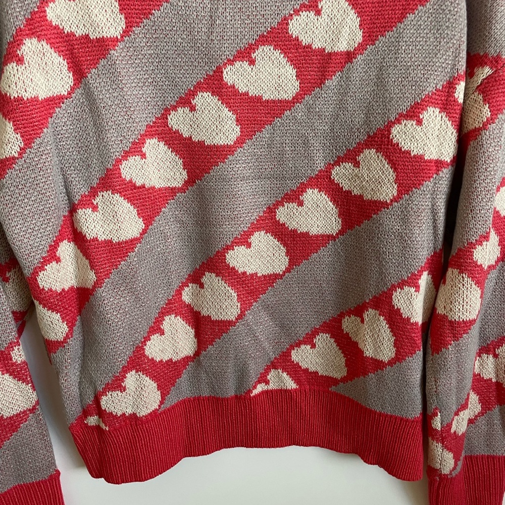 Heart sweater - Picture 9 of 11